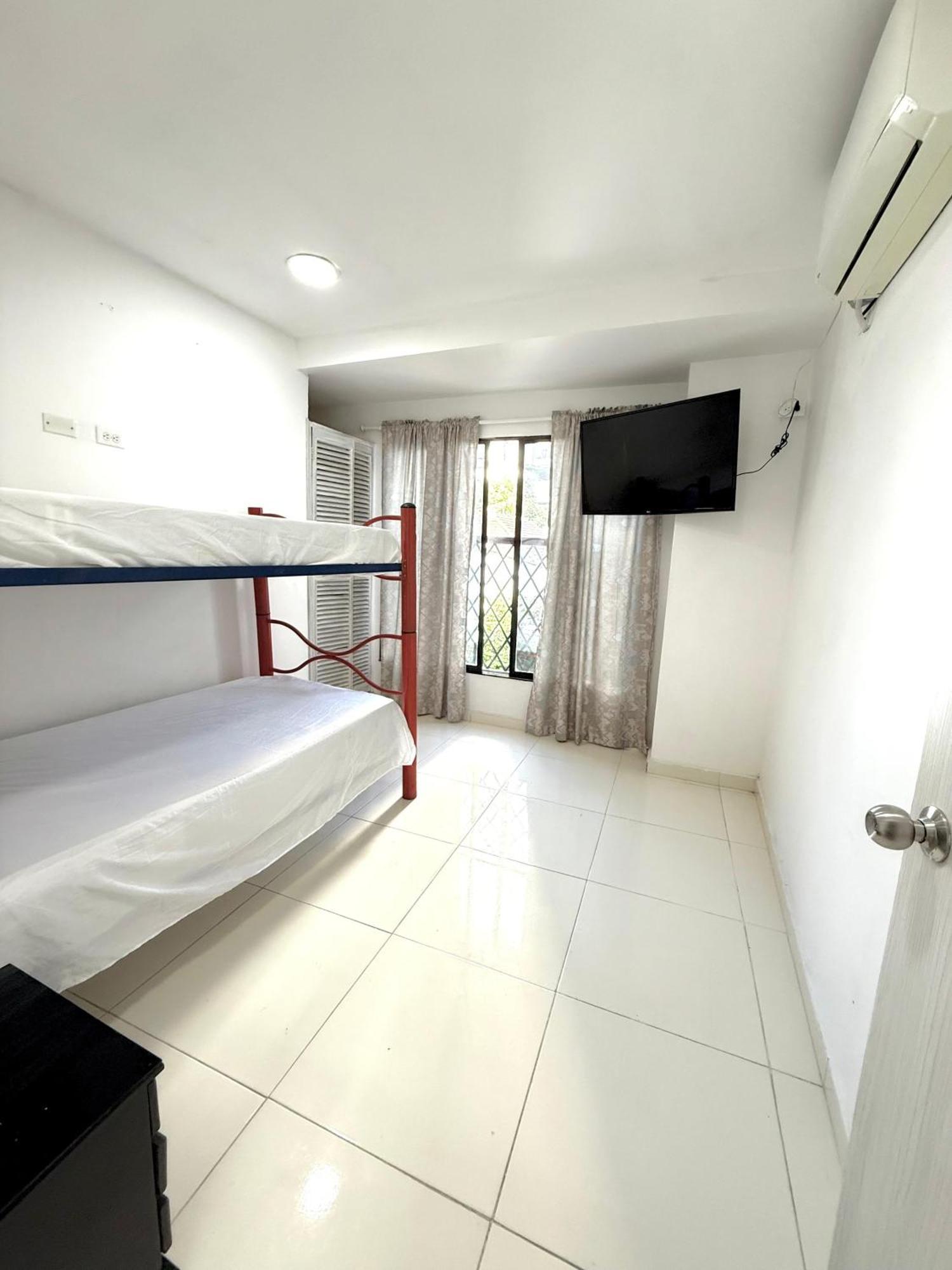 Apartamentos Manga P&E Cartagena ภายนอก รูปภาพ